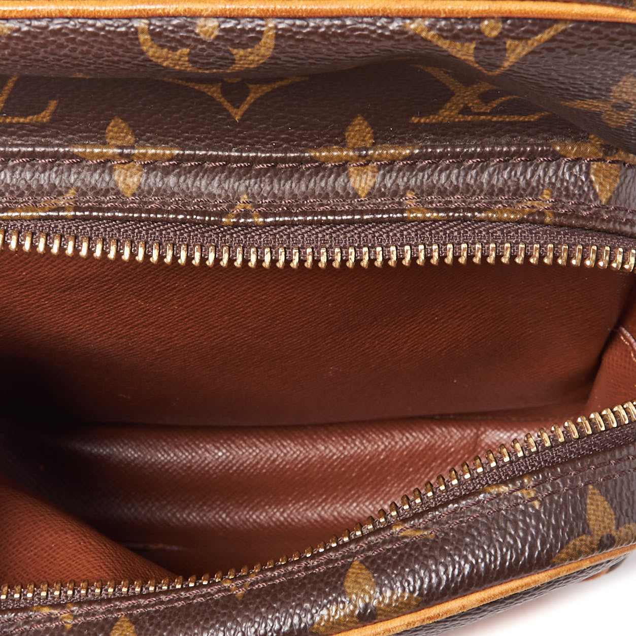Monogram Amazone