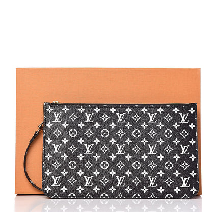 Louis Vuitton Monogram Giant Jungle Neverfull MM GM Pochette Black 8 of 8