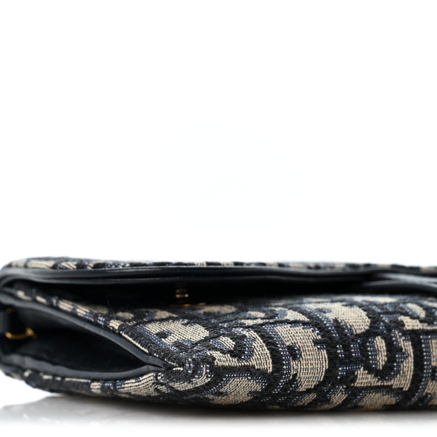 Oblique Small Saddle Chain Pouch Blue