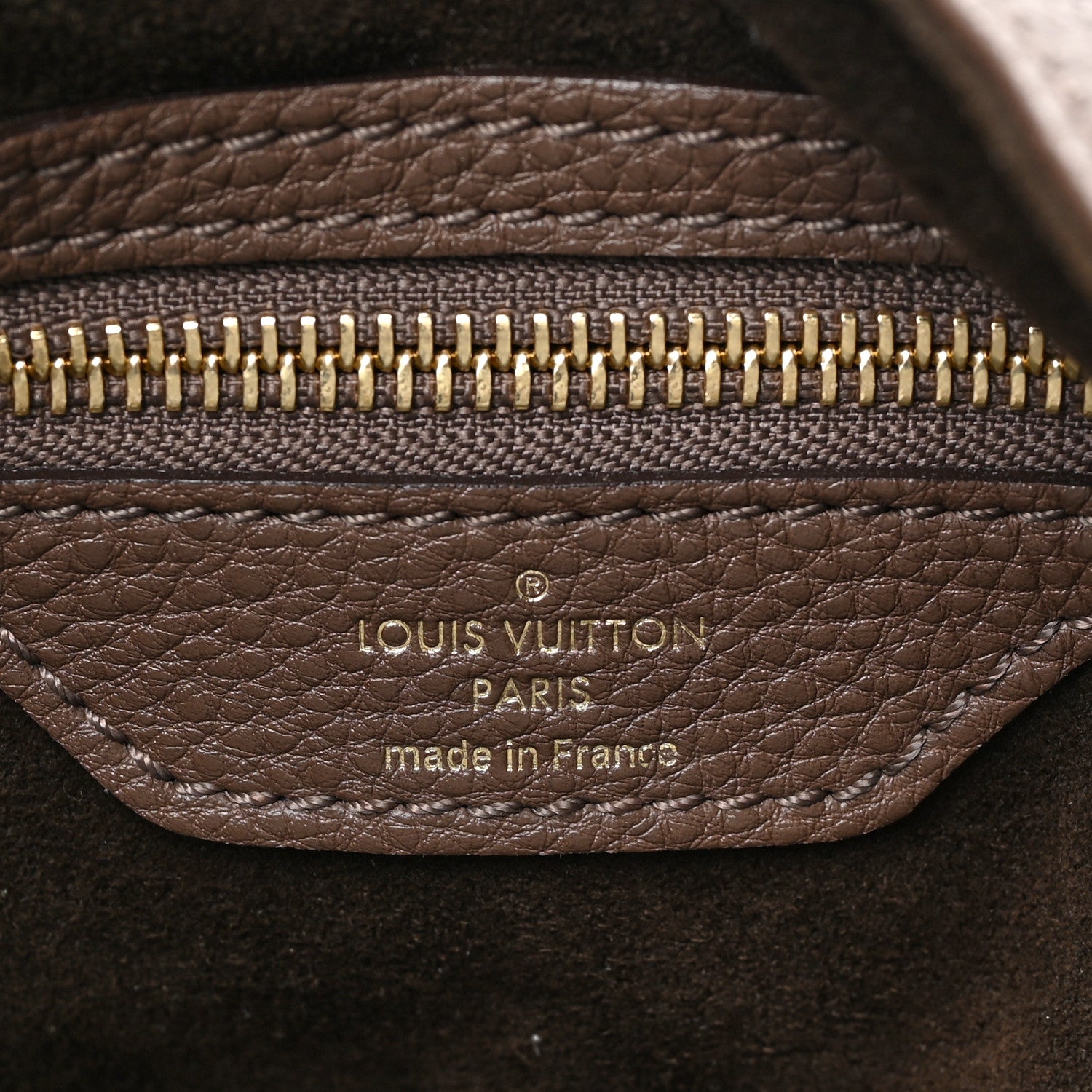 Louis Vuitton Mahina L Gris Perle 6 of 8