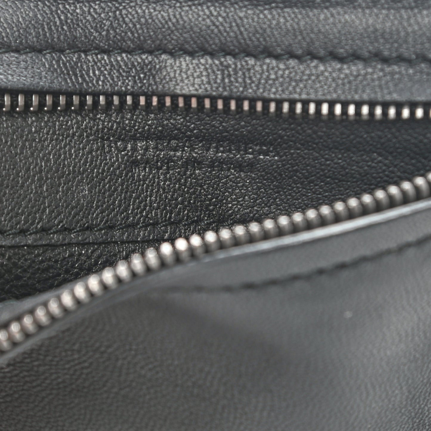 Nappa Intrecciato Zip Card Holder Black