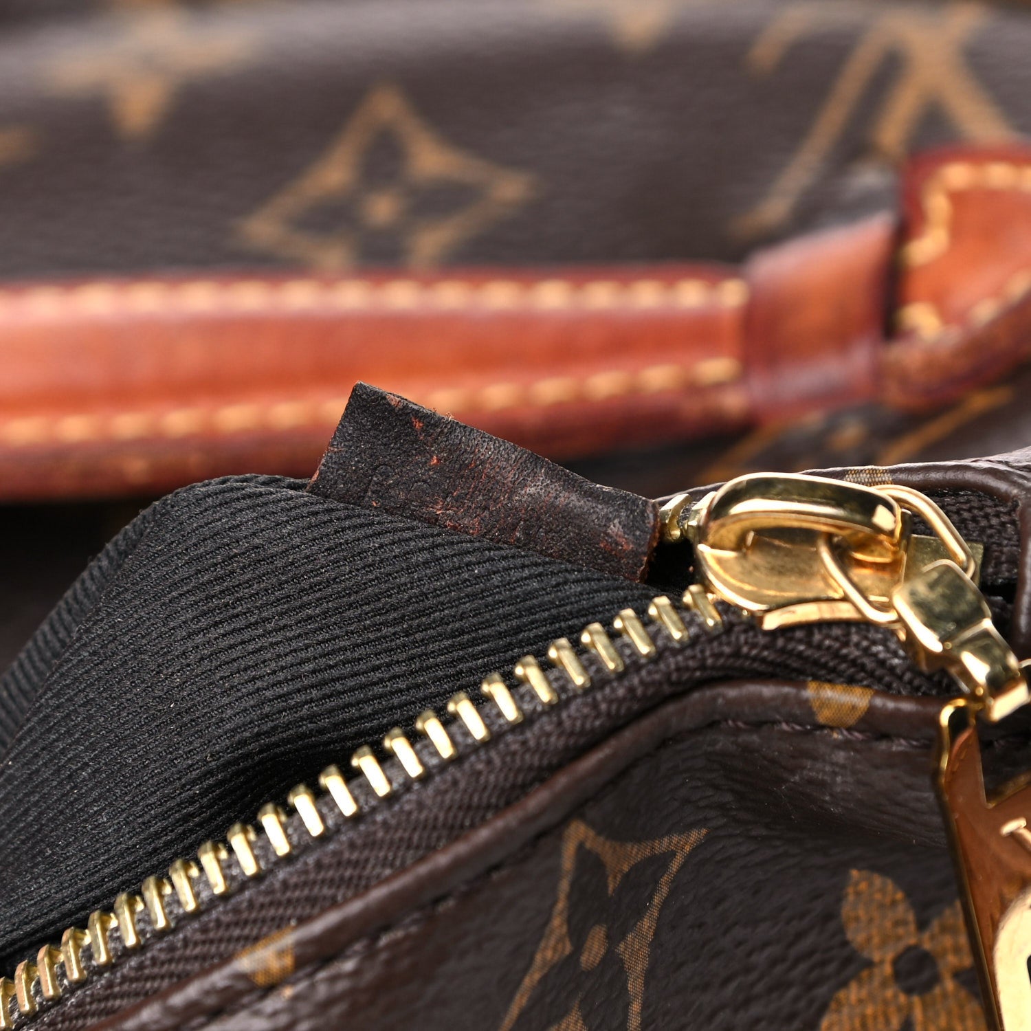 Louis Vuitton Monogram Bumbag 8 of 19