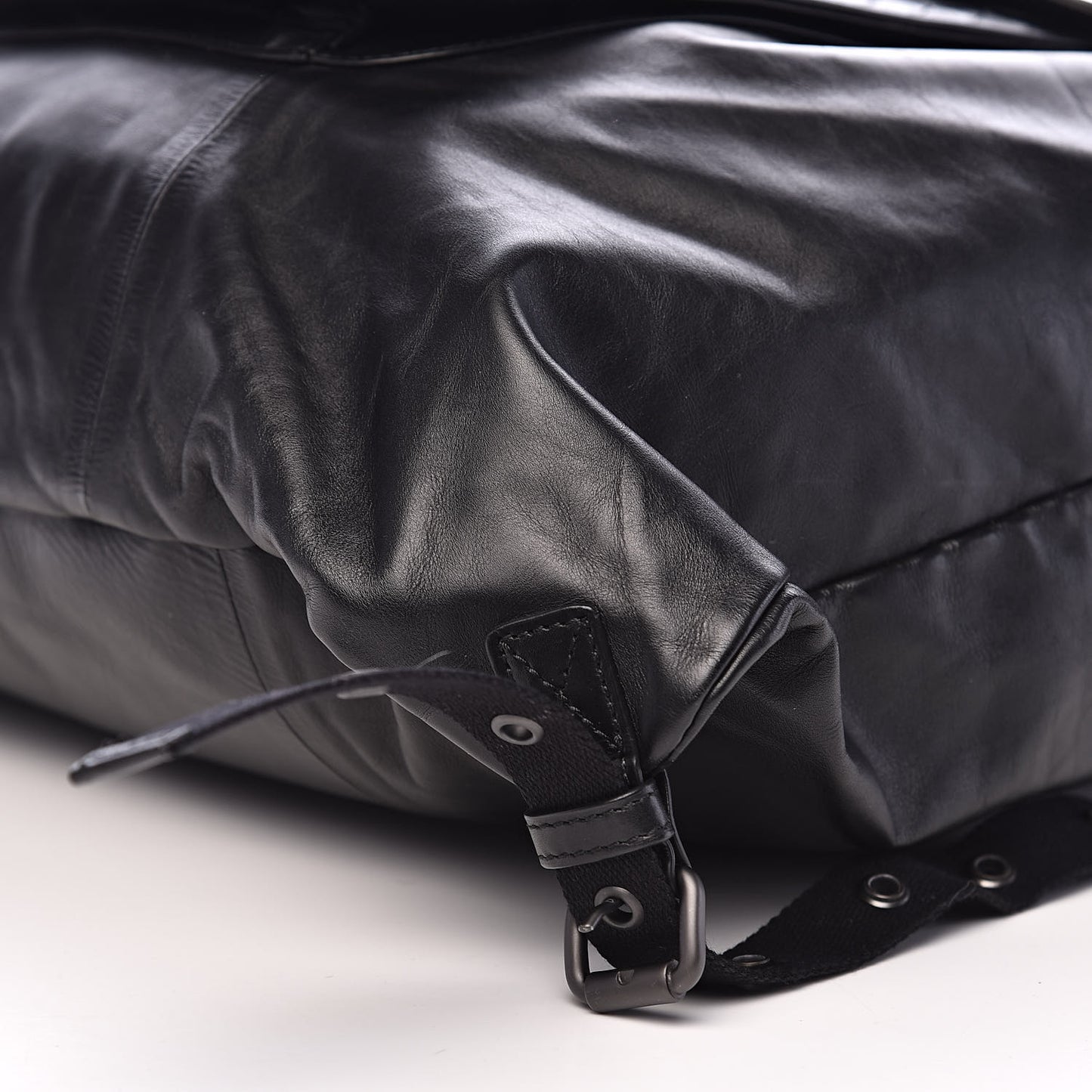 Light Calf Intrecciato Backpack Black