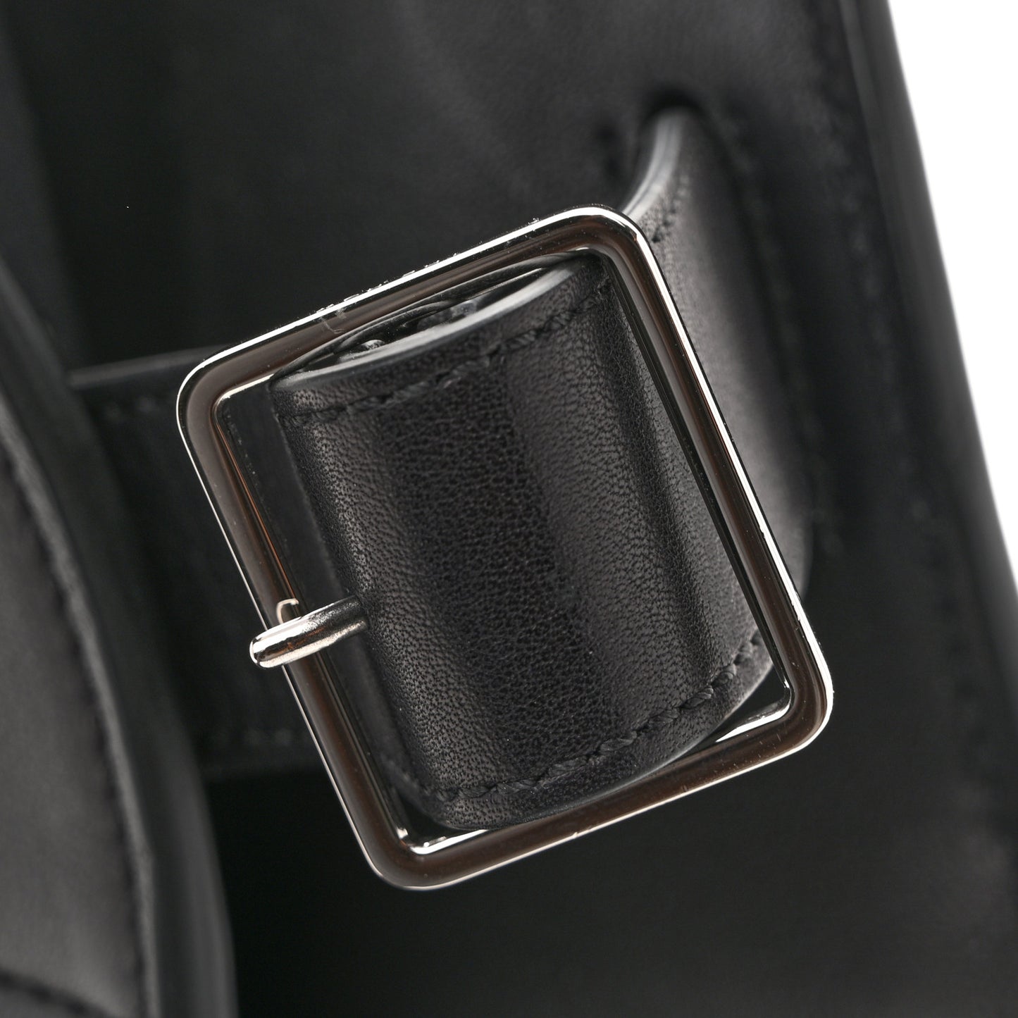 Polished Saddle Calfskin Soft Margaux 17 Black