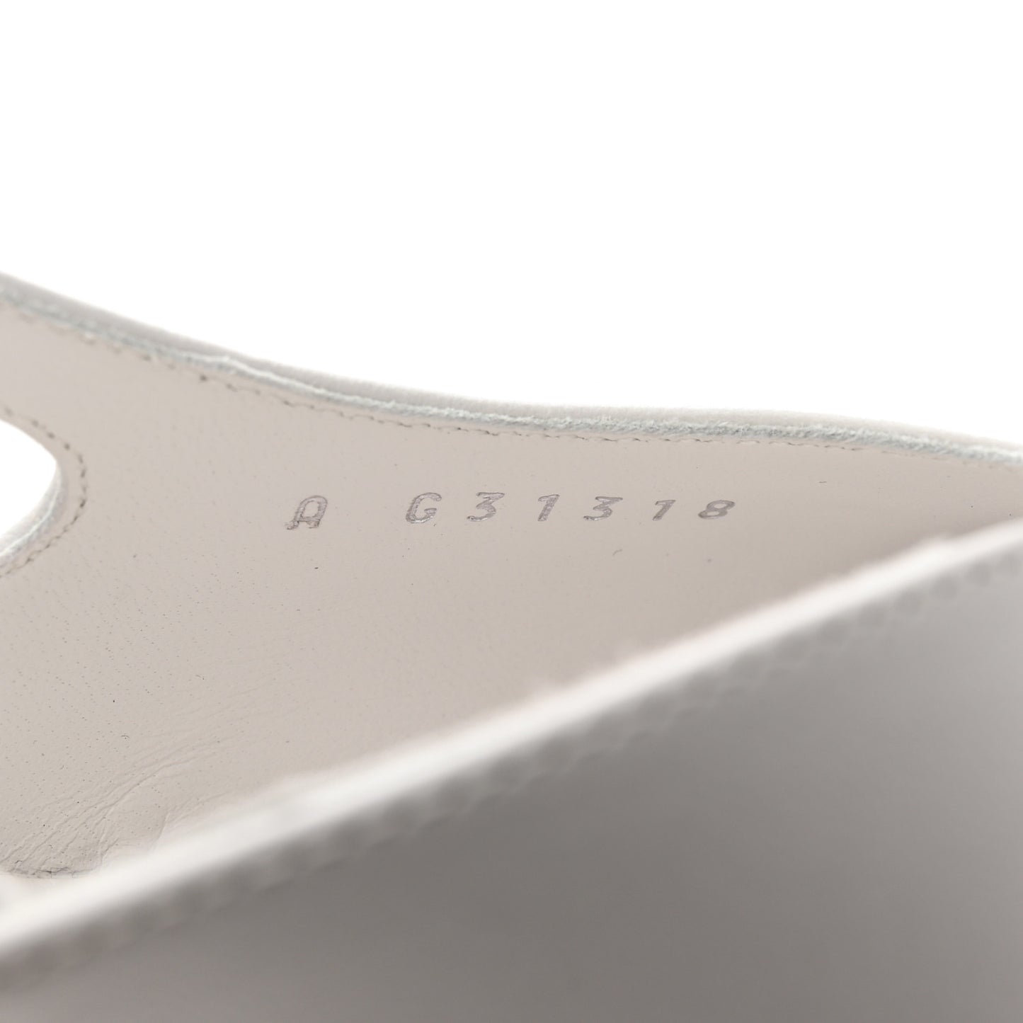 Calfskin Cap Toe CC Slingback Pumps 38 Black White