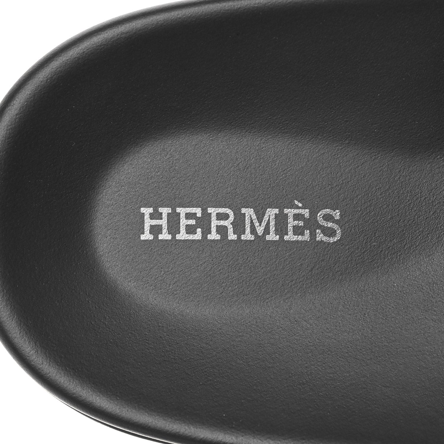 Hermes Calfskin Mens Chypre Sandals 44 Gold 9 of 10