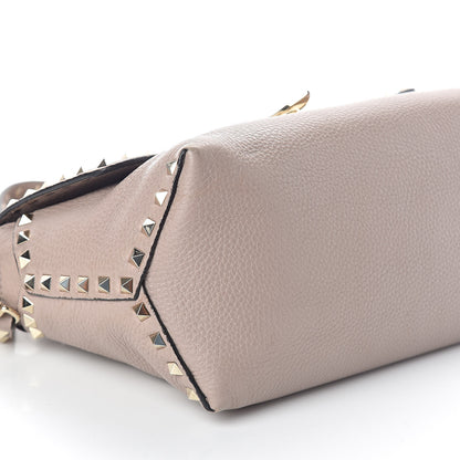 Valentino Garavani Pebbled Calfskin Rockstud Single Handle Flap Bag Poudre 8 of 10