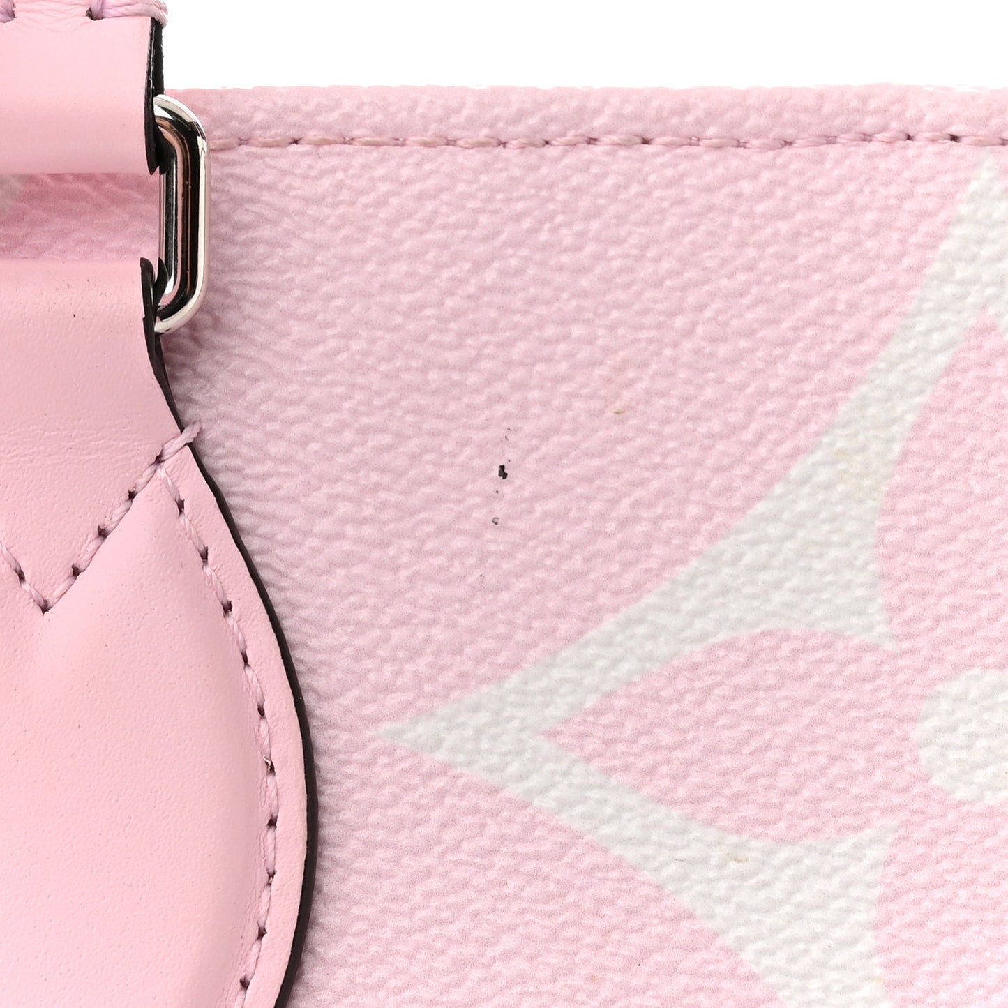 Monogram Escale Onthego GM Pastel