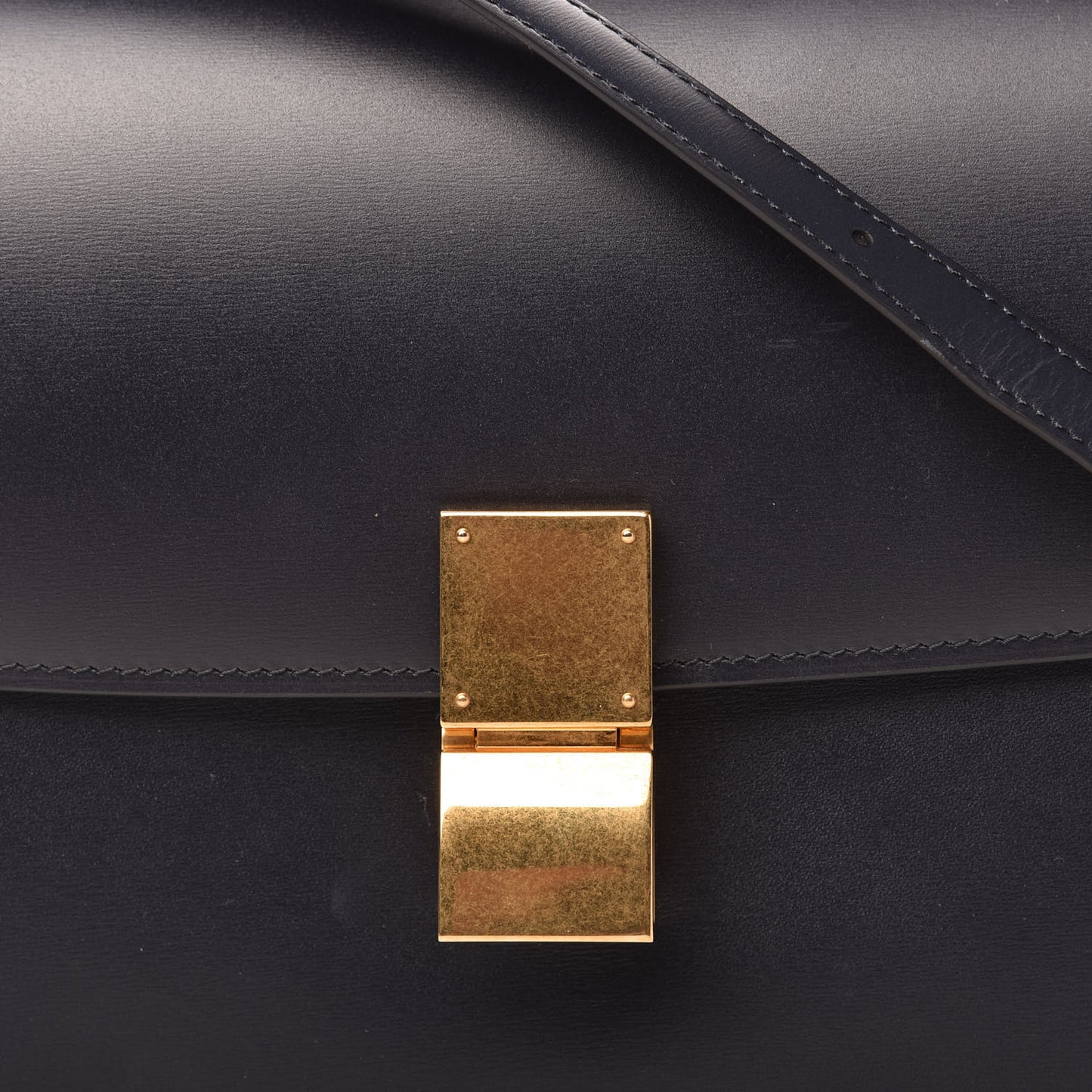 Box Calfskin Medium Classic Box Flap Bag Navy
