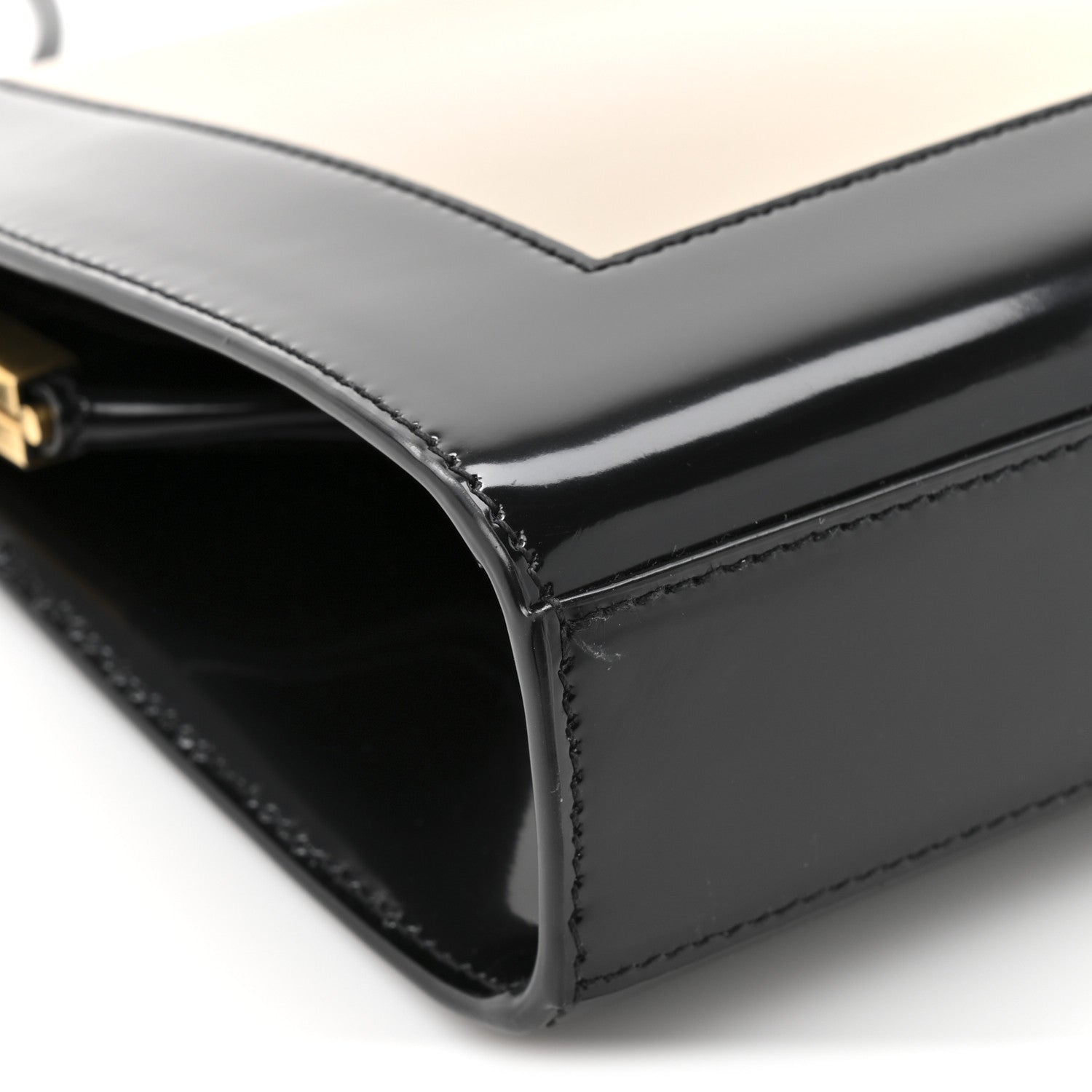 Saint Laurent Nappa Patent Calfskin Two-Toned Gaia Shoulder Bag Sea Salt Black 22 of 23