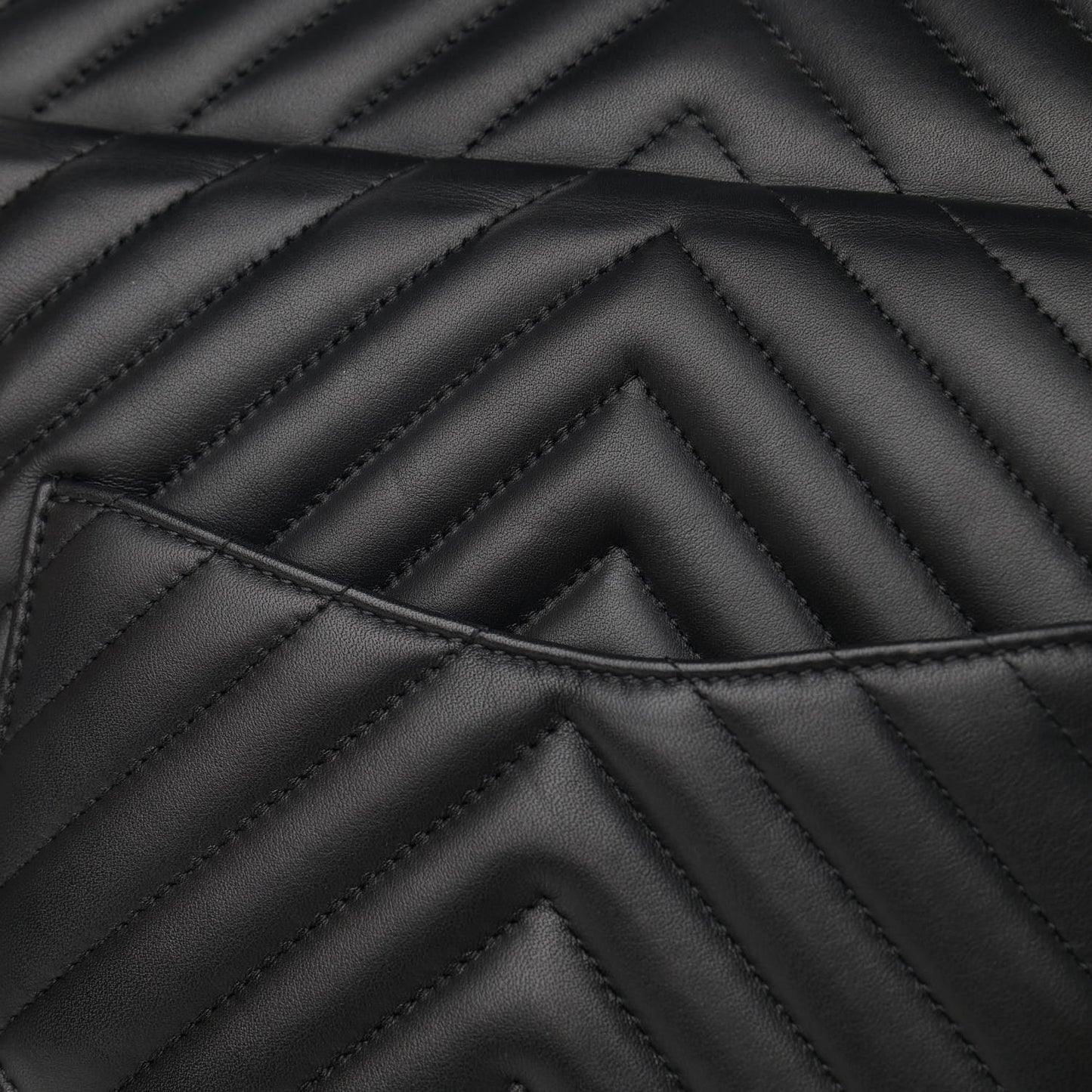 Calfskin Chevron Quilted Large Urban Spirit Backpack Black