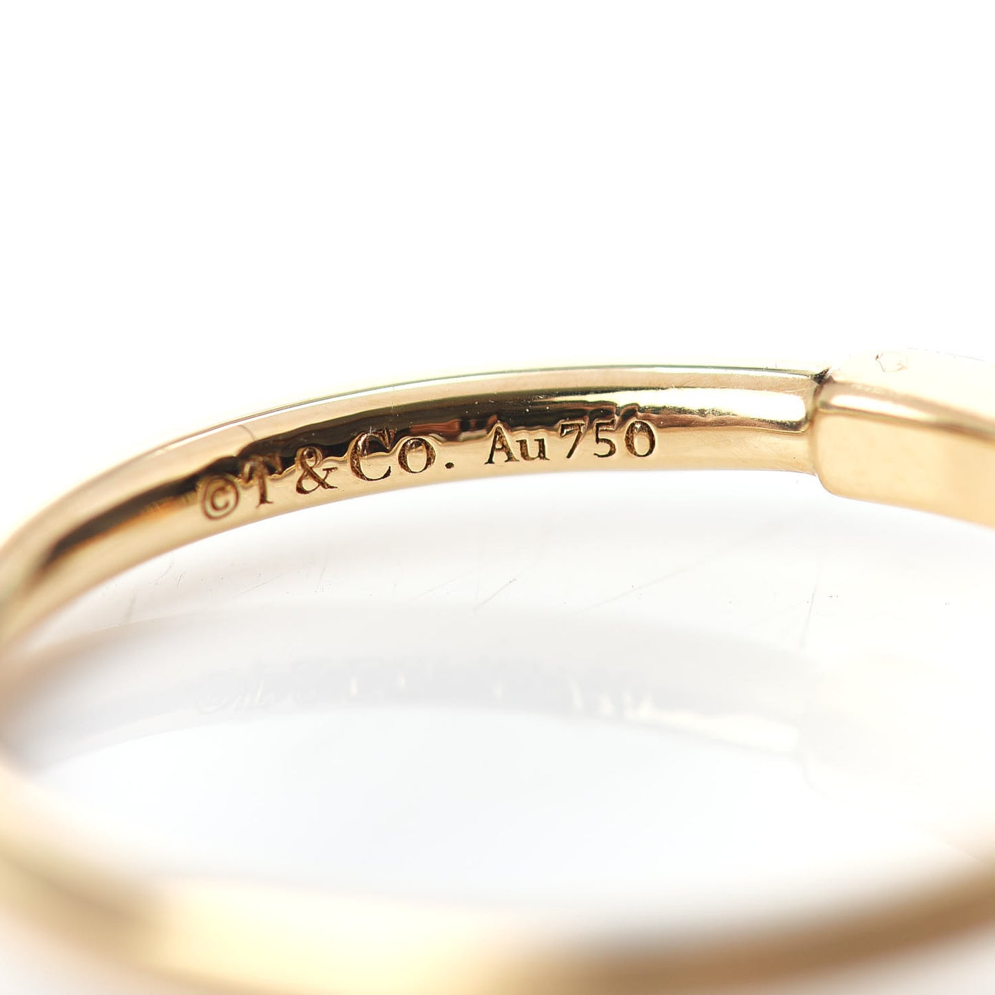 18K Yellow Gold T Wire Ring 56 7.5