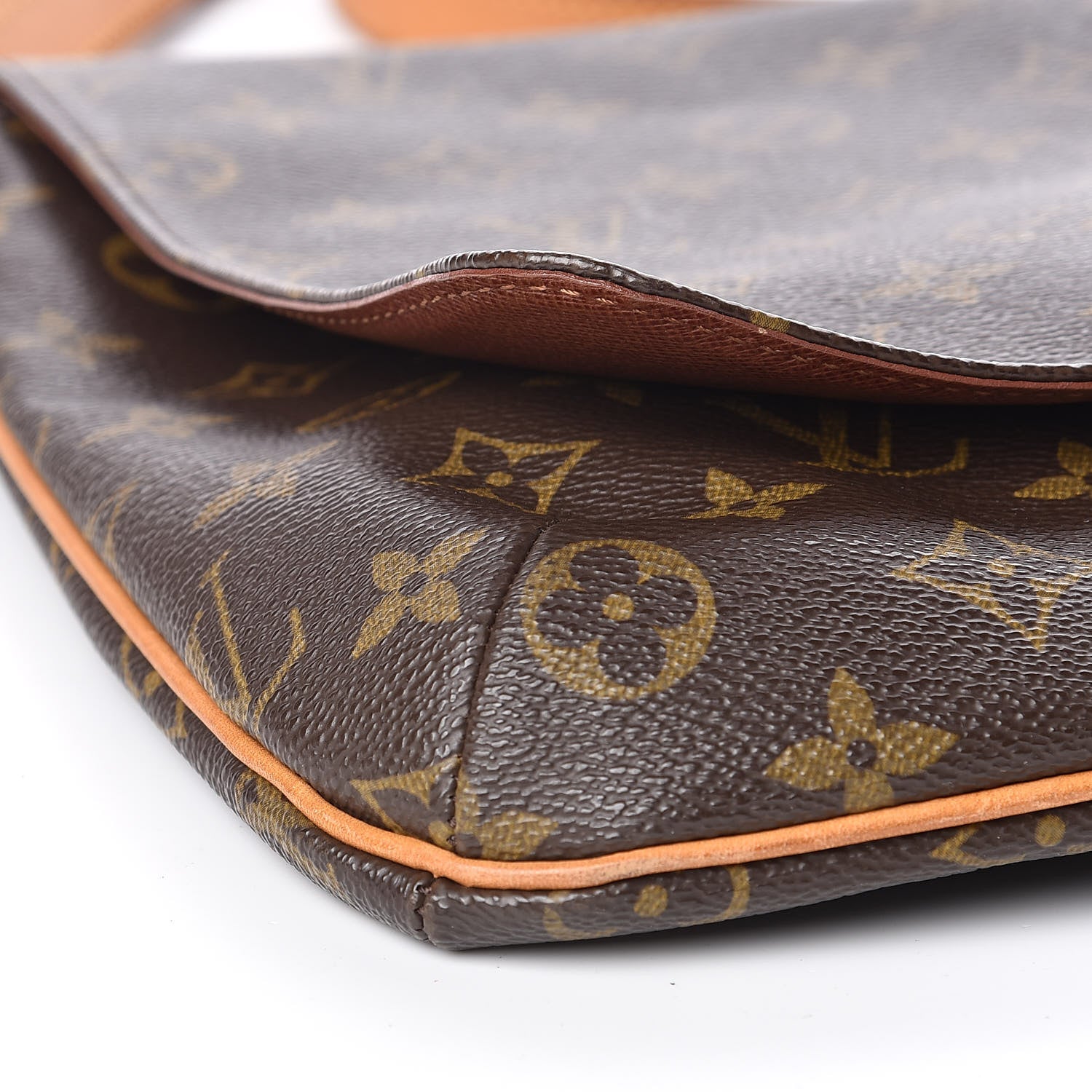 Louis Vuitton Monogram Musette Salsa 7 of 9