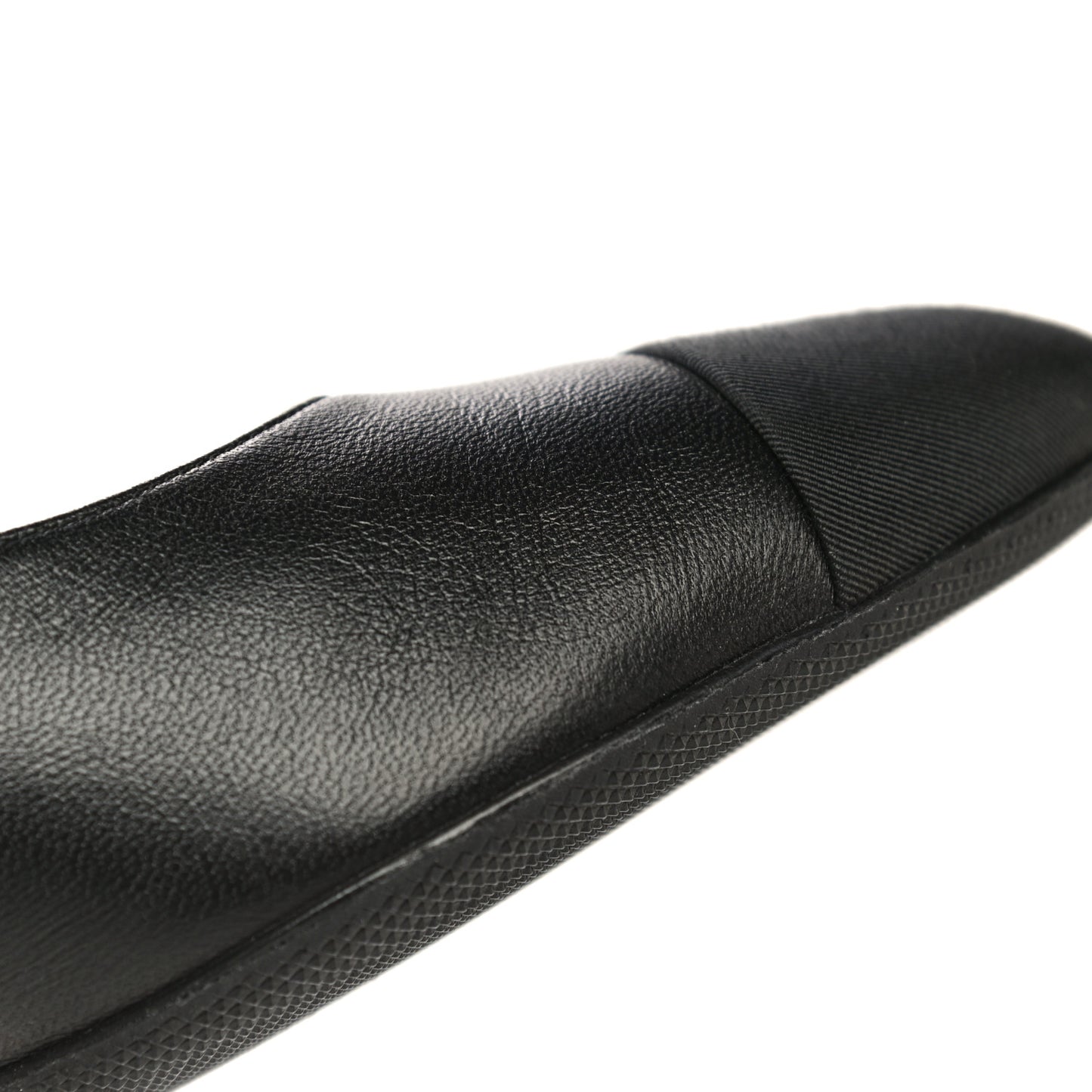 Lambskin Grosgrain Cap Toe Egyptian Amulet CC Pumps 40.5 Black