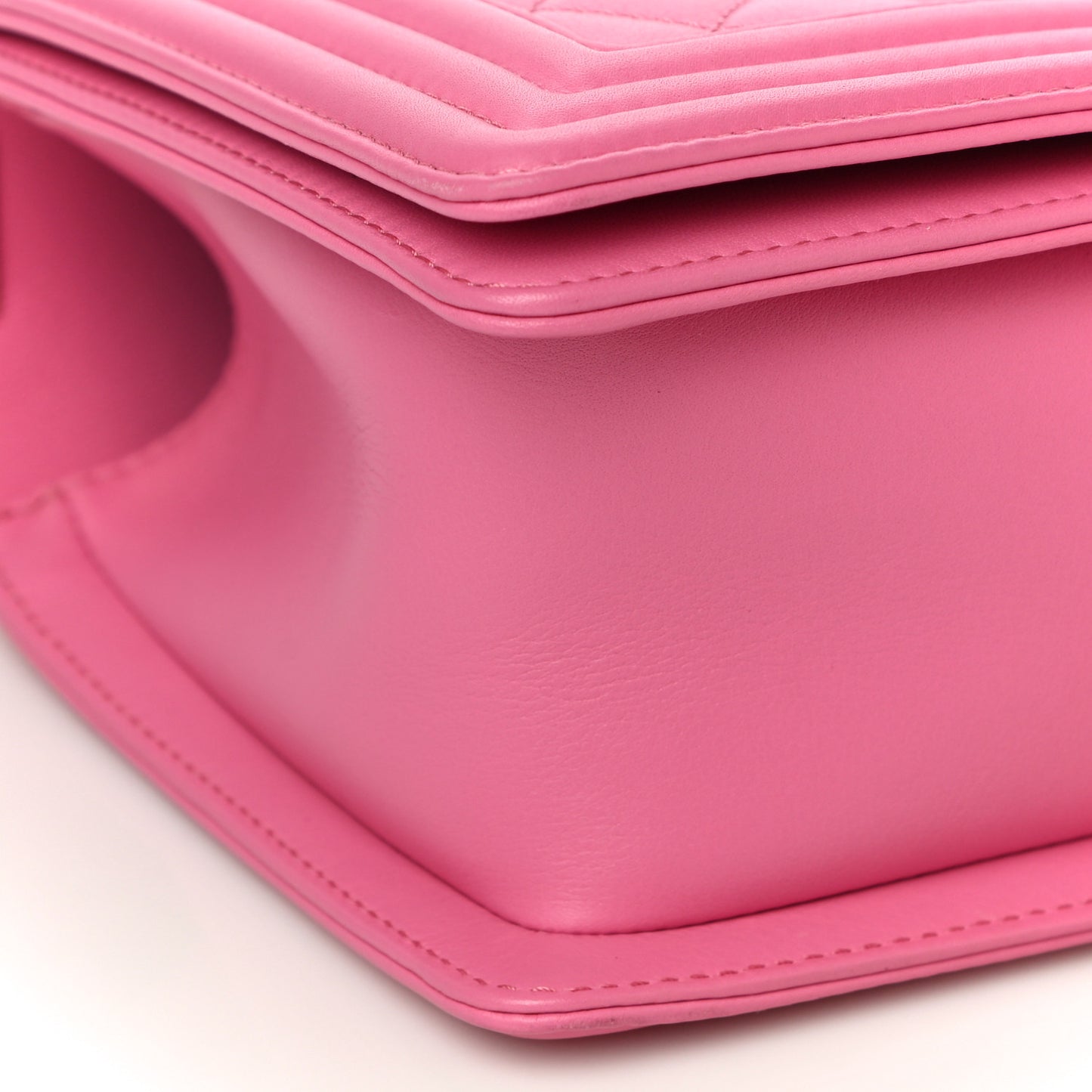 Calfskin Quilted Medium Boy Flap Pink