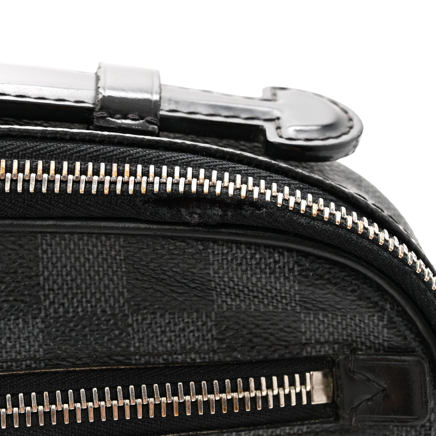 Damier Graphite Ambler