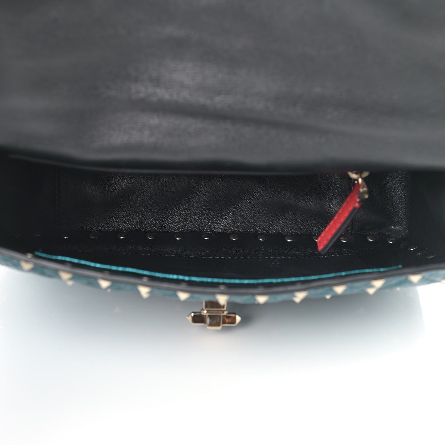 Metallic Wrinkled Lambskin Medium Rockstud Spike Shoulder Bag Peacock