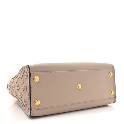Louis Vuitton Calfskin Monogram Tufting On My Side Galet 4 of 9