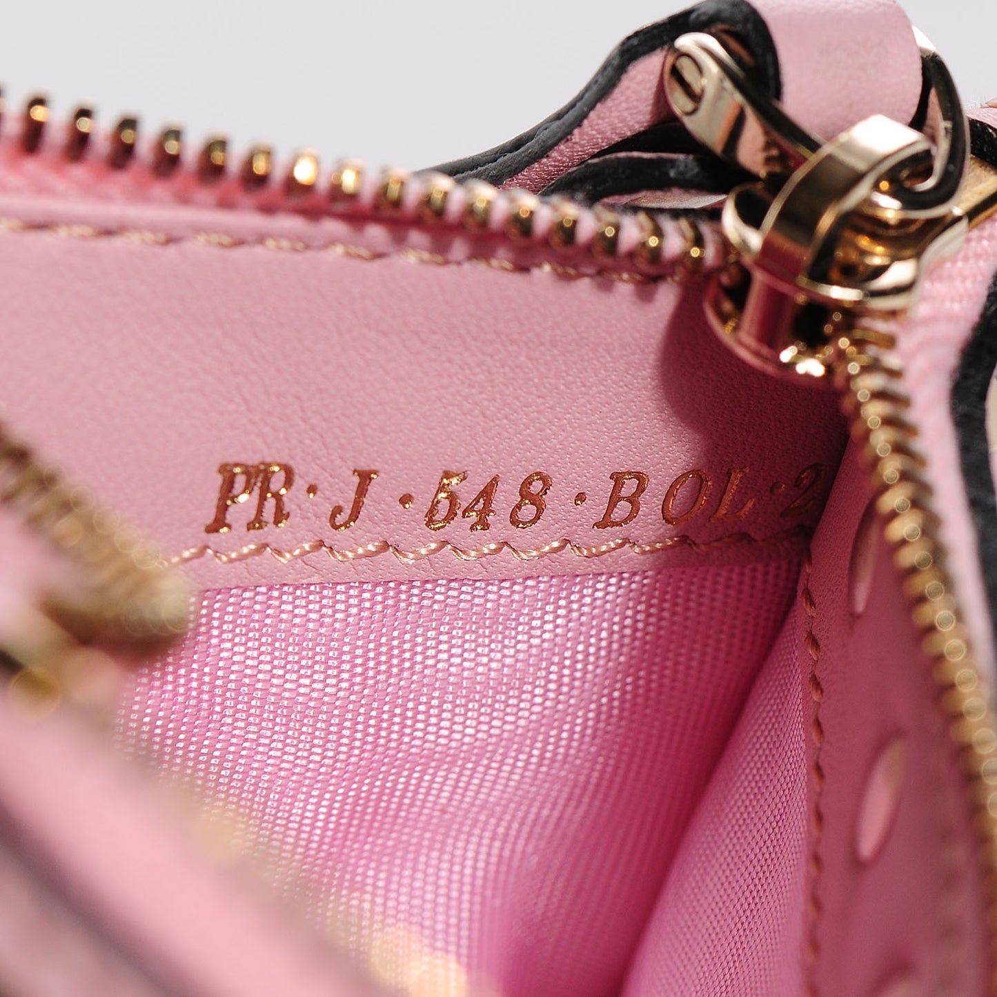 Calfskin Rockstud Coin Case Card Holder Water Rose