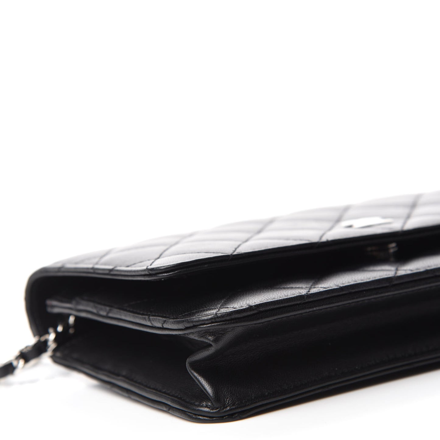 Lambskin Quilted Wallet On Chain WOC Black