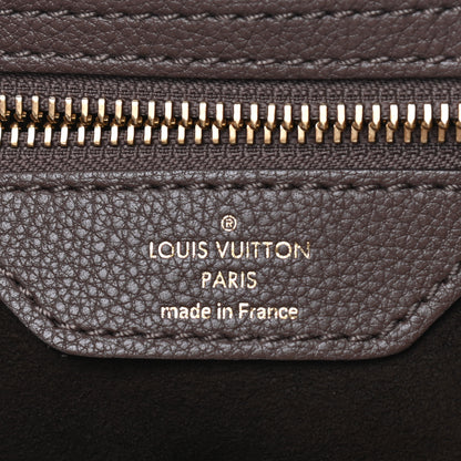 Louis Vuitton Mahina L Gris Perle 6 of 8