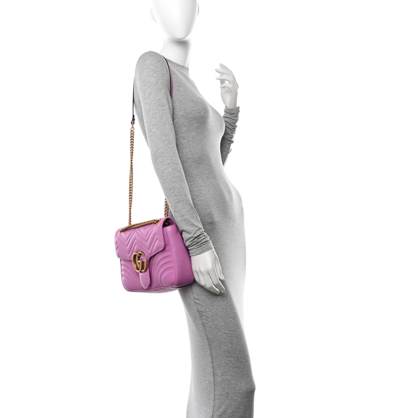 Calfskin Matelasse Medium GG Marmont Shoulder Bag Candy Mousse