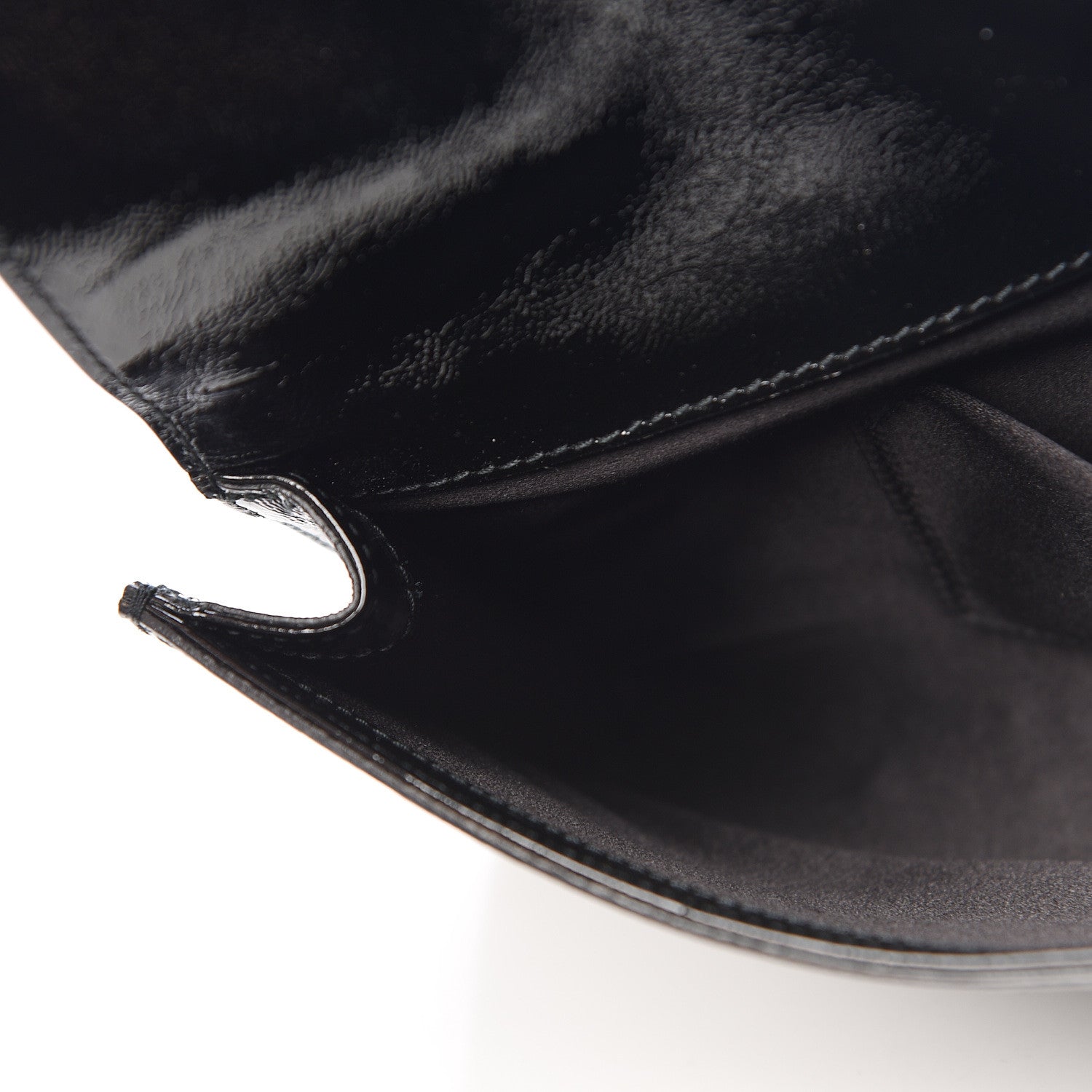 Saint Laurent Textured Patent Monogram Small Belle De Jour Clutch Black 12 of 12
