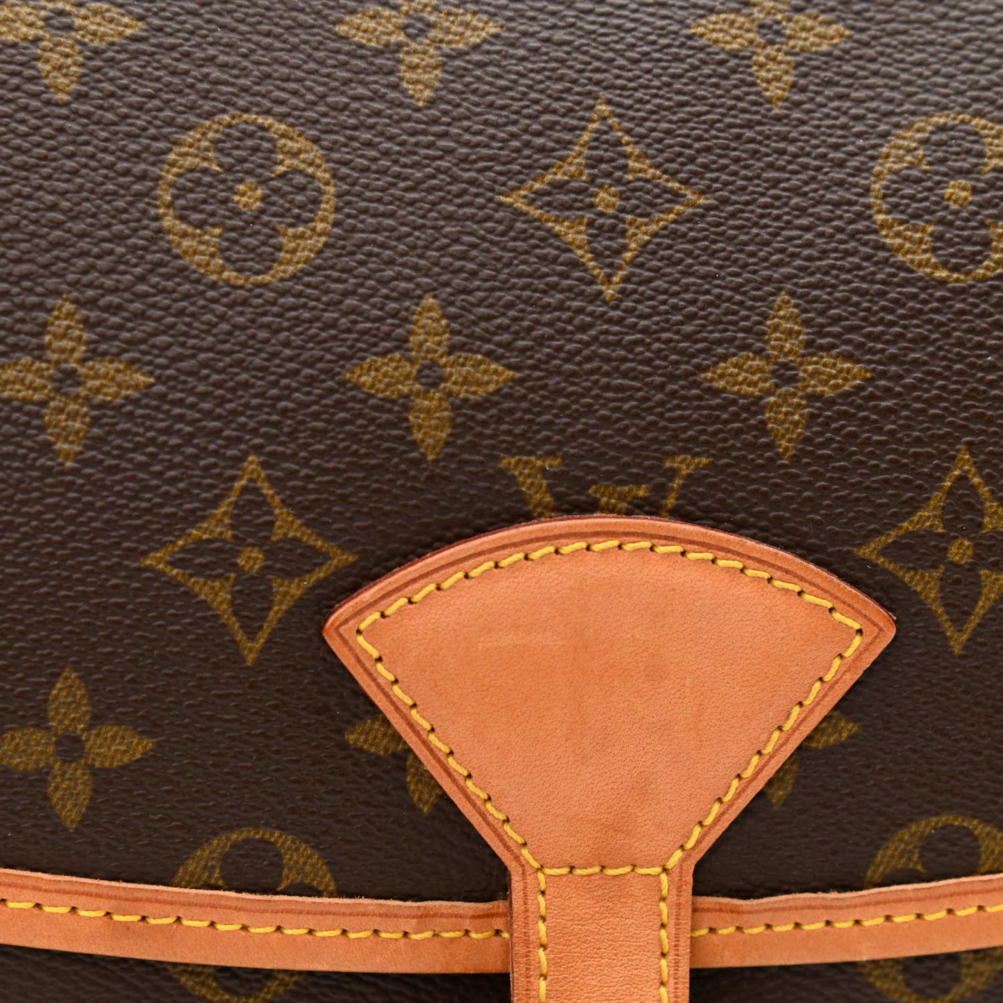 Monogram Sologne