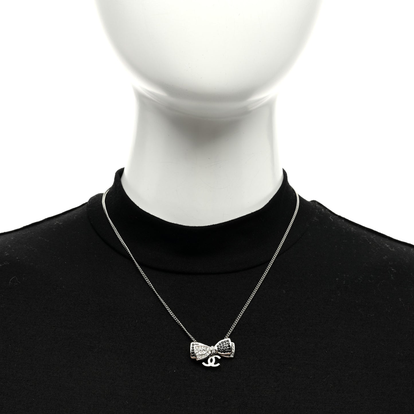 Crystal CC Bow Necklace Silver Black
