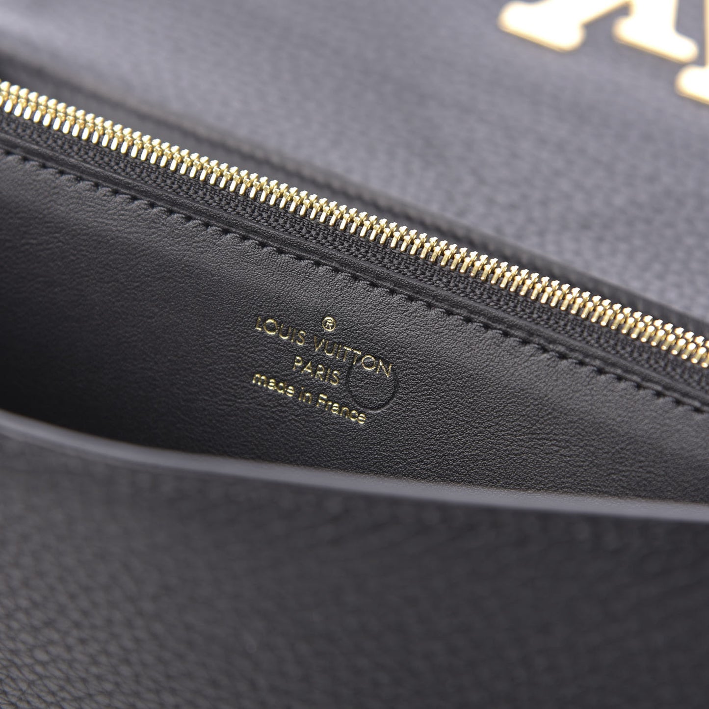 Taurillon Studded Fleur de Lys Capucines Wallet Black
