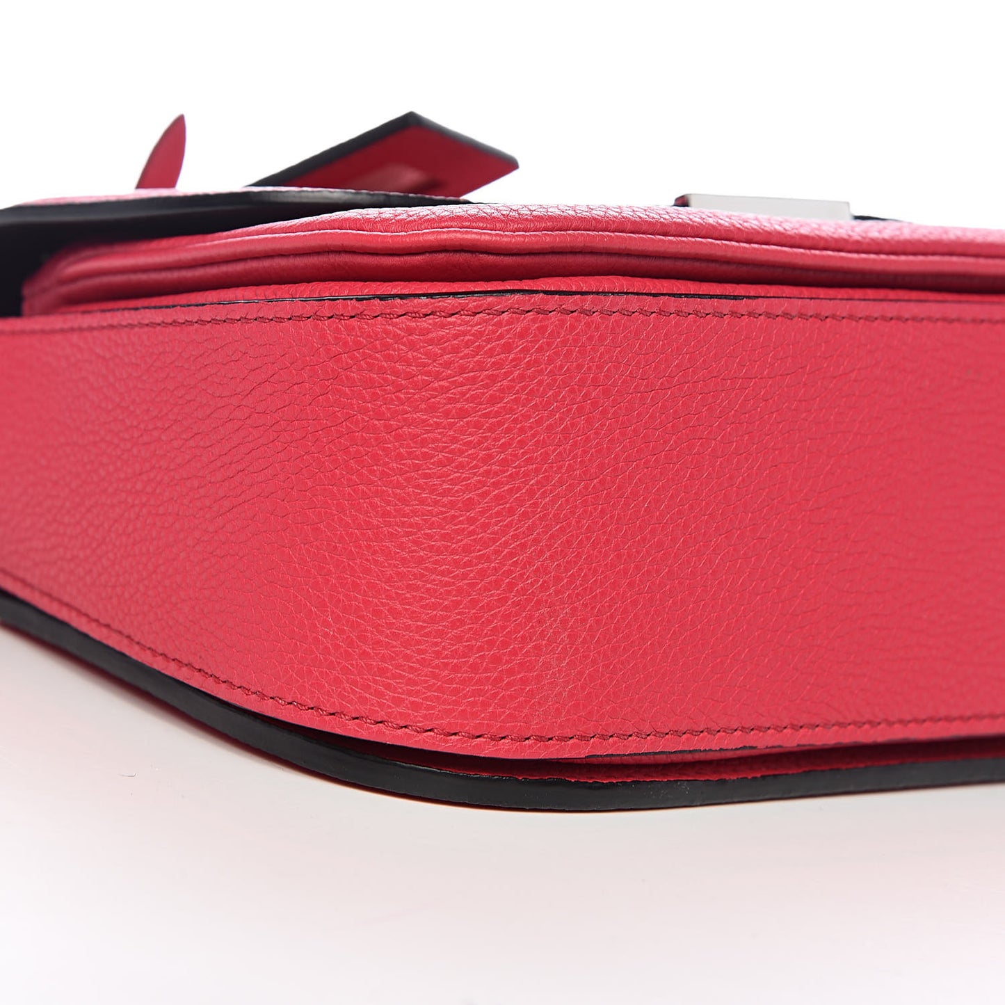 Grained Calfskin Vivienne NM Framboise