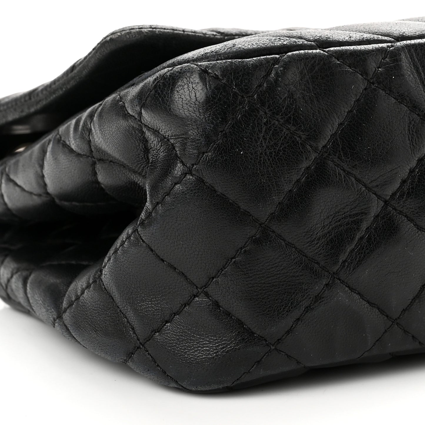 Lambskin Chevron Quilted Single Flap Black