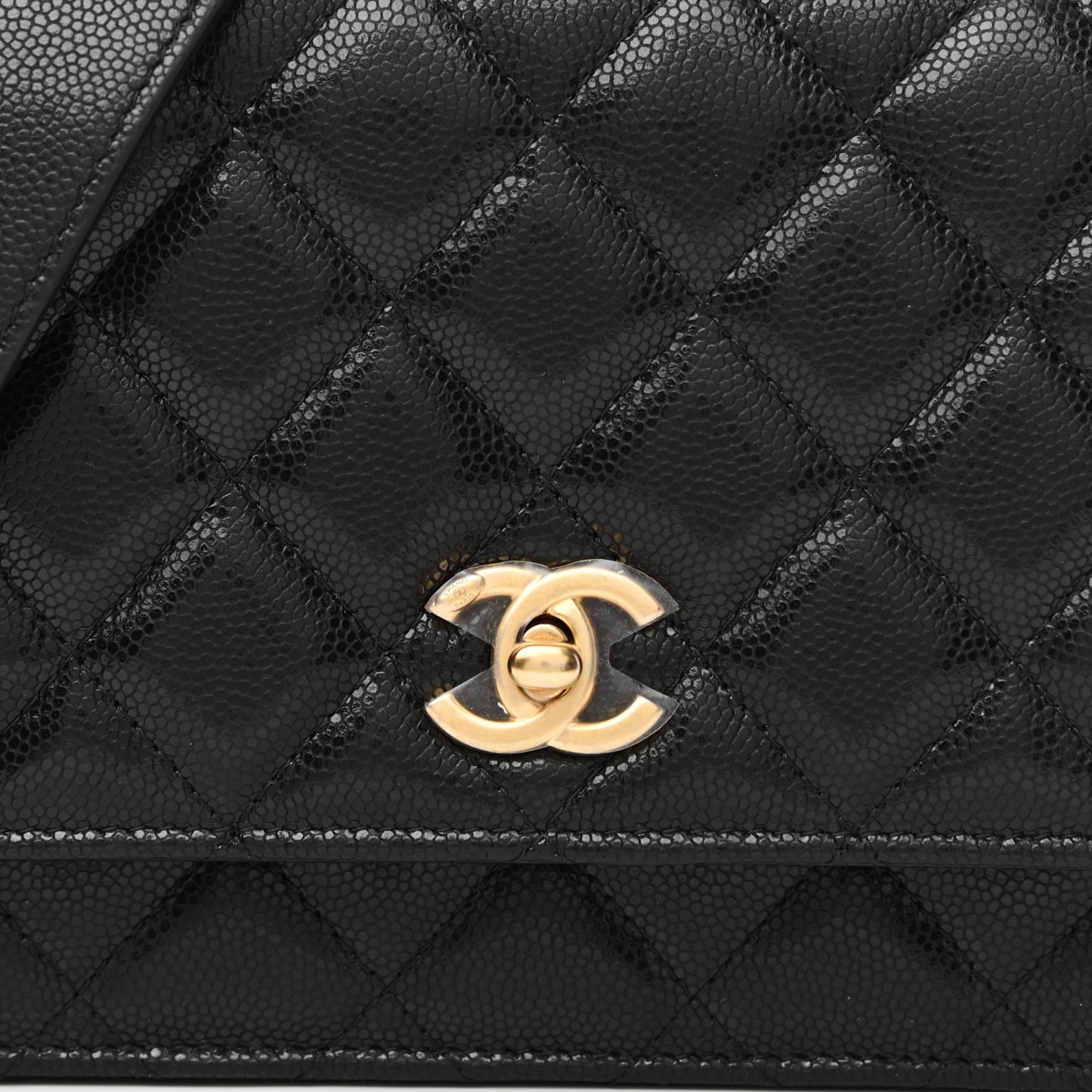 Caviar Quilted Twist Your Buttons Wallet On Chain WOC Black