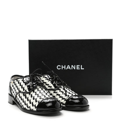 Chanel Lambskin Braided Patent CC Lace Up Oxfords 39 Black White 9 of 9