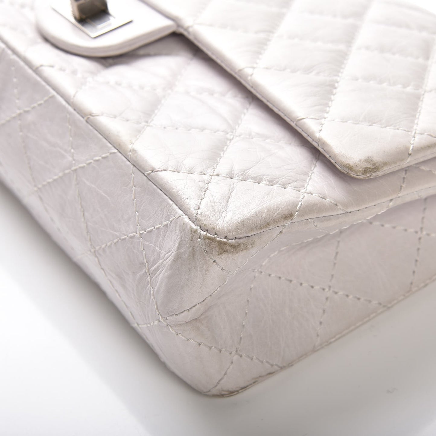 Aged Calfskin Quilted 50th Anniversary 2.55 Reissue Flap 226 White