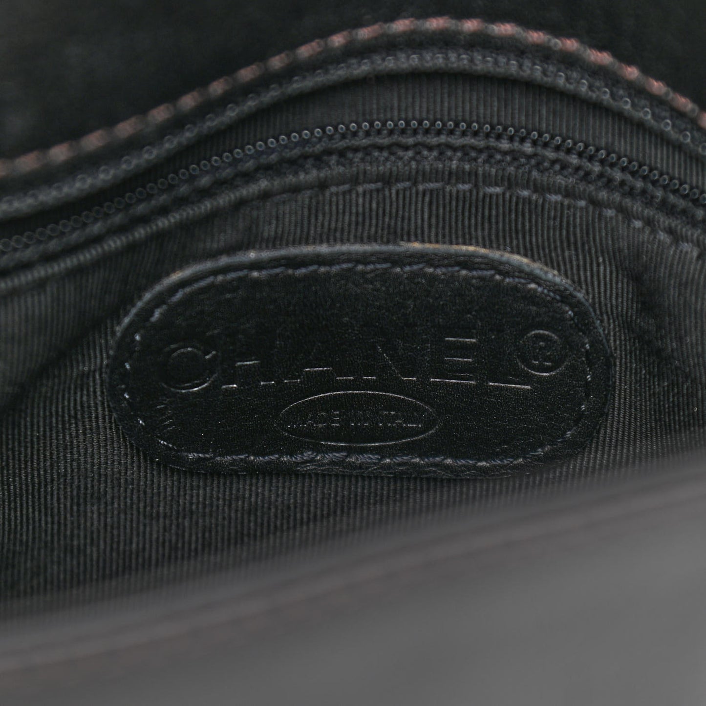 Calfskin Small Messenger So Black