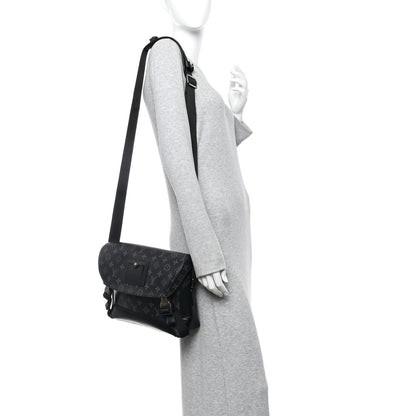 Louis Vuitton Monogram Eclipse Voyager PM Messenger 2 of 11