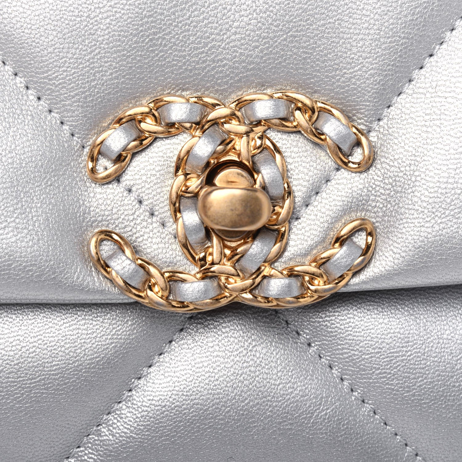 Chanel Metallic Goatskin Quilted Medium Chanel 19 Flap Silver 15 of 18