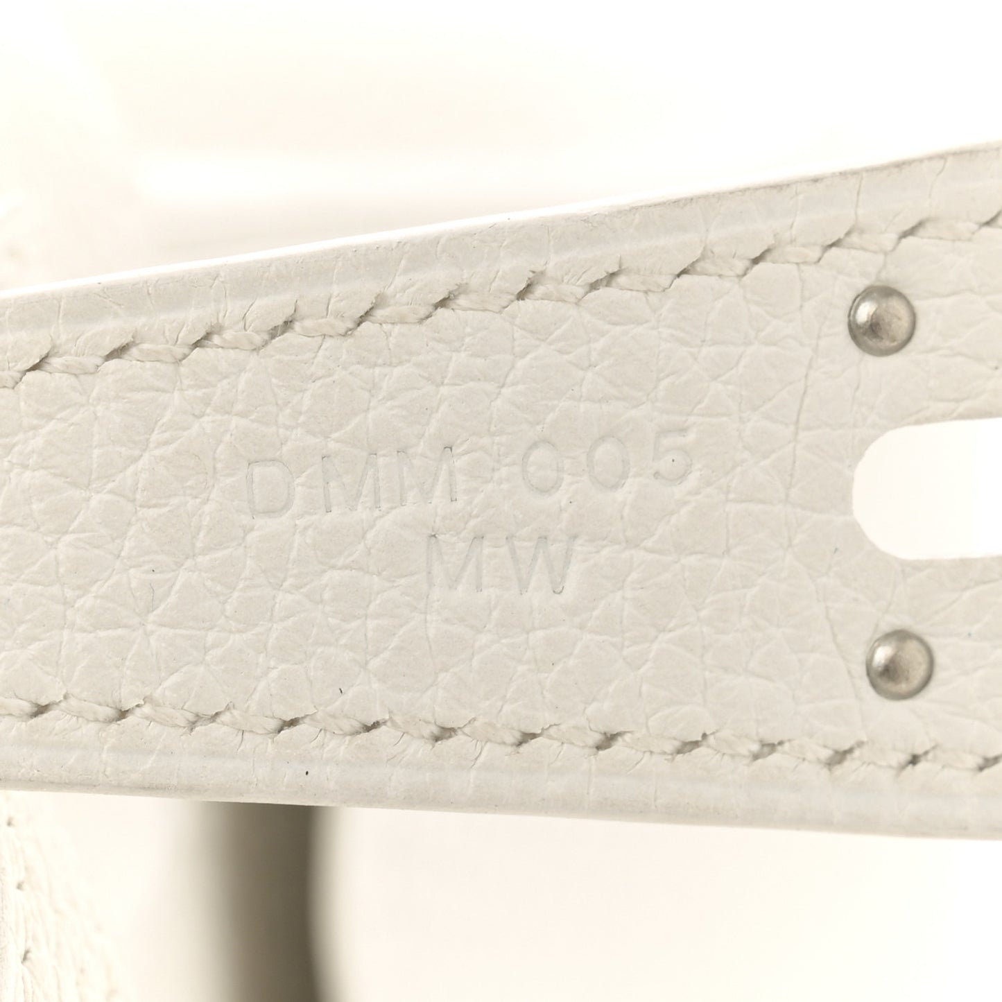 Taurillon Clemence Lindy 26 White