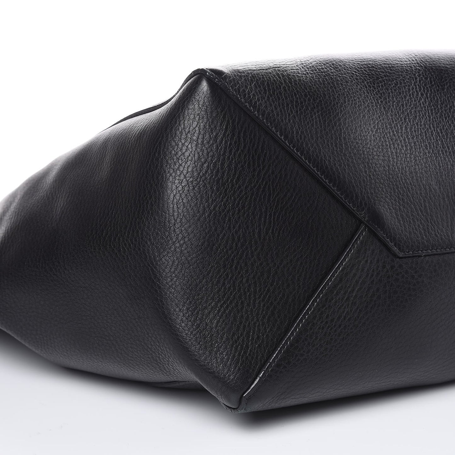 Soft Grained Calfskin Small Belt Cabas Phantom Black