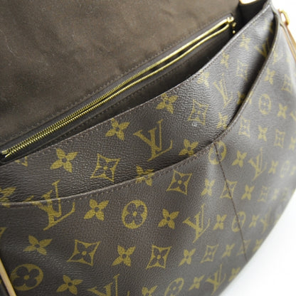 Louis Vuitton Monogram Menilmontant MM 10 of 10
