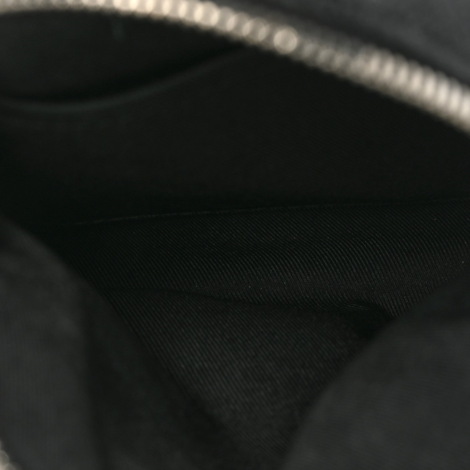 Louis Vuitton Taigarama Outdoor Slingbag Black 5 of 9