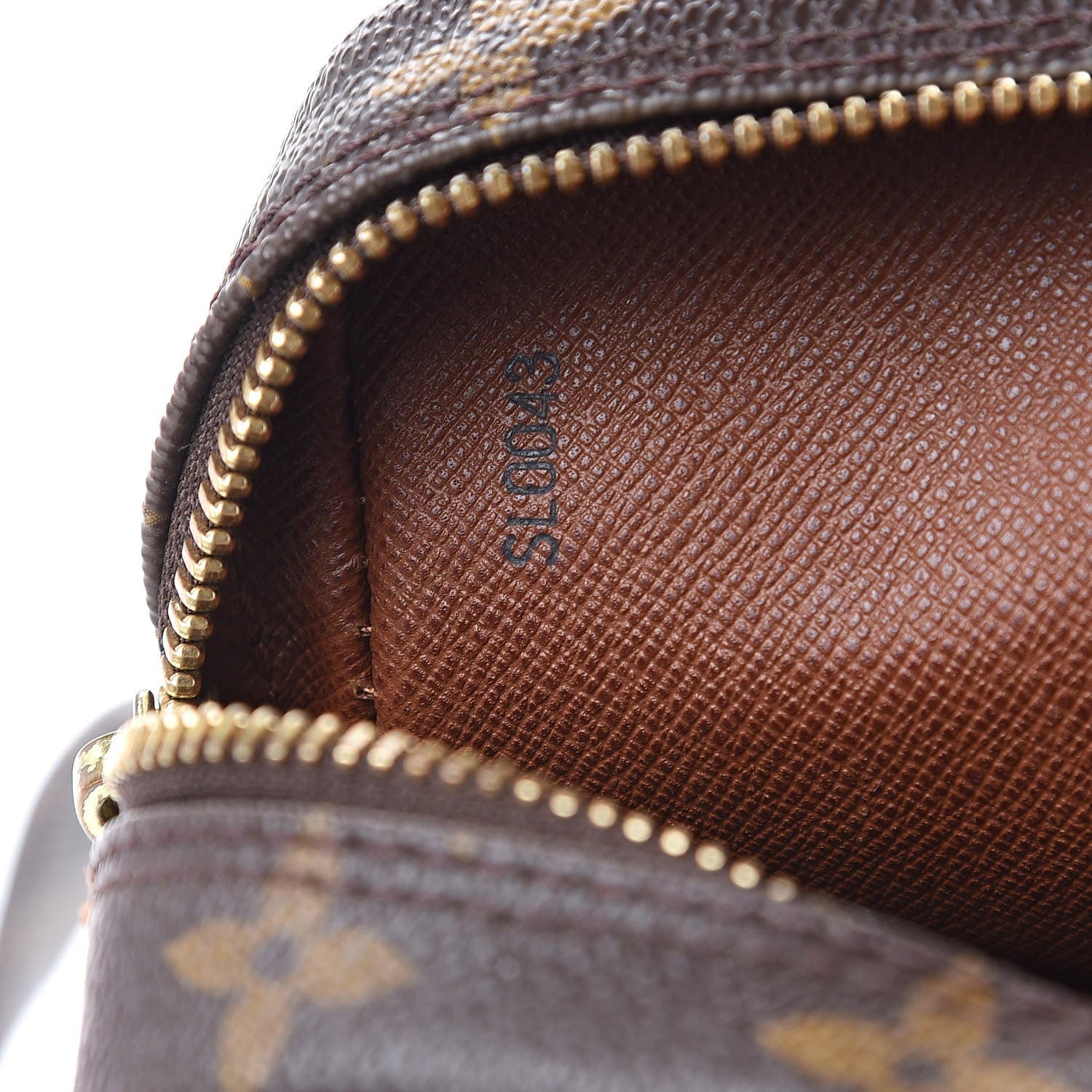 Louis Vuitton Monogram Danube 21 7 of 12