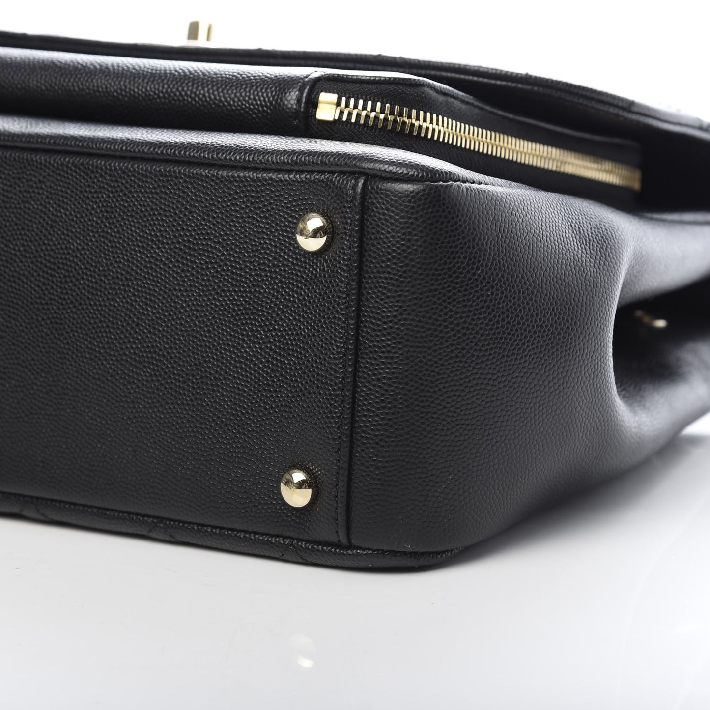 Caviar Quilted Large Business Affinity Flap Black