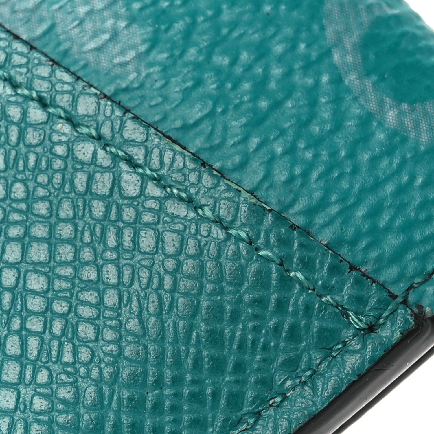 Louis Vuitton Monogram Taiga Pocket Organizer Vert 9 of 9