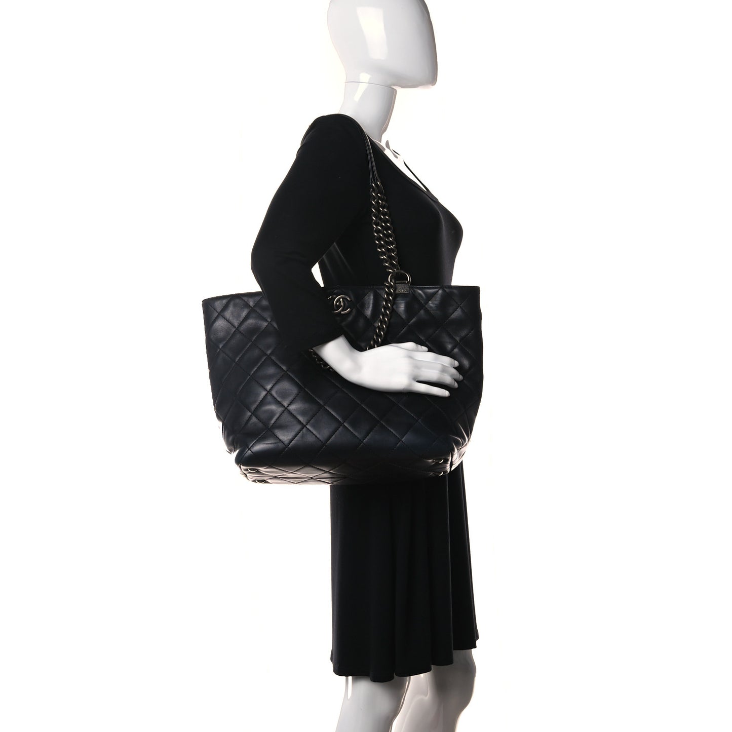 Sheepskin Quilted Chain Handle Large Shopping Tote Black