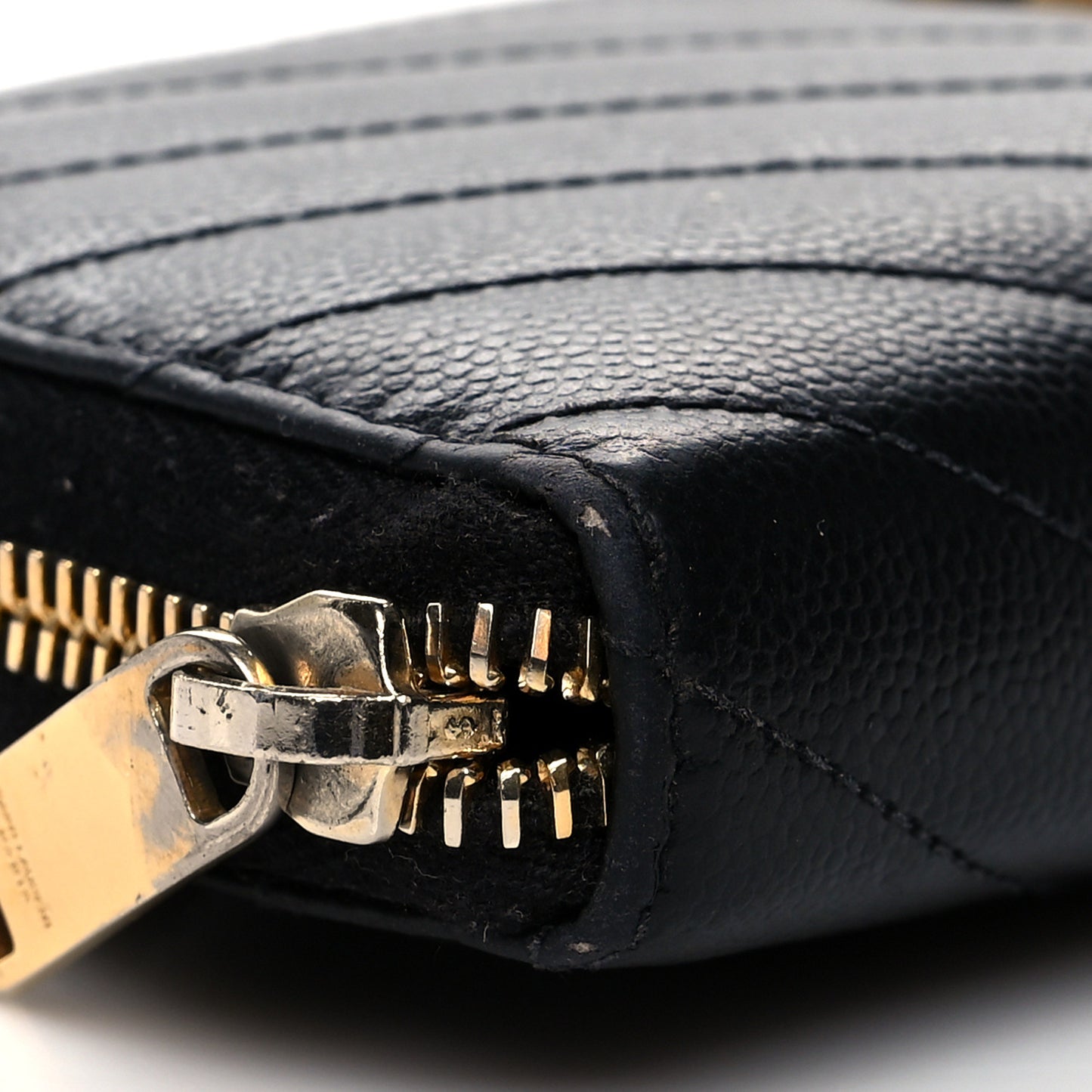 Grain De Poudre Matelasse Chevron Monogram Zip Around Wallet Black