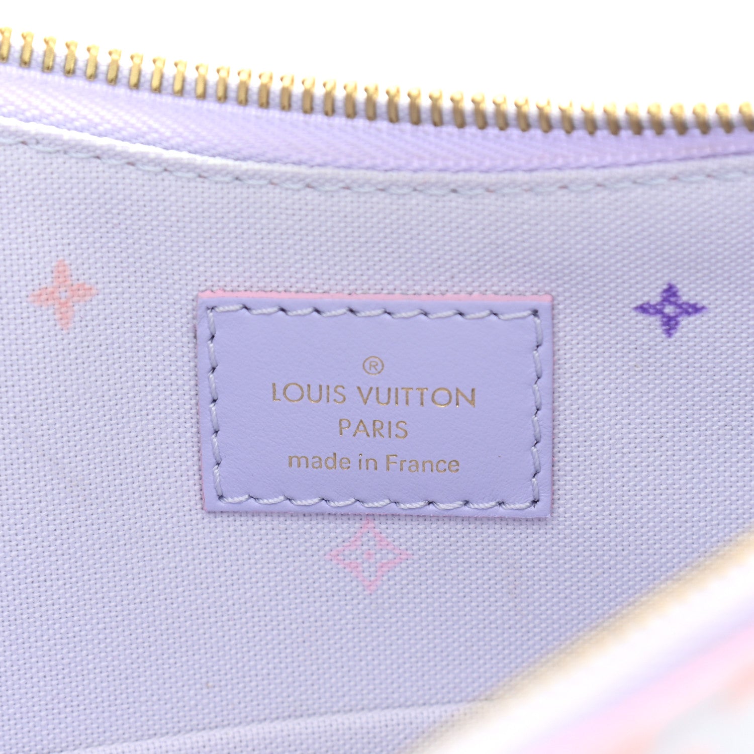 Louis Vuitton Monogram Giant Spring In The City Marshmallow Hobo PM Sunrise Pastel 6 of 9