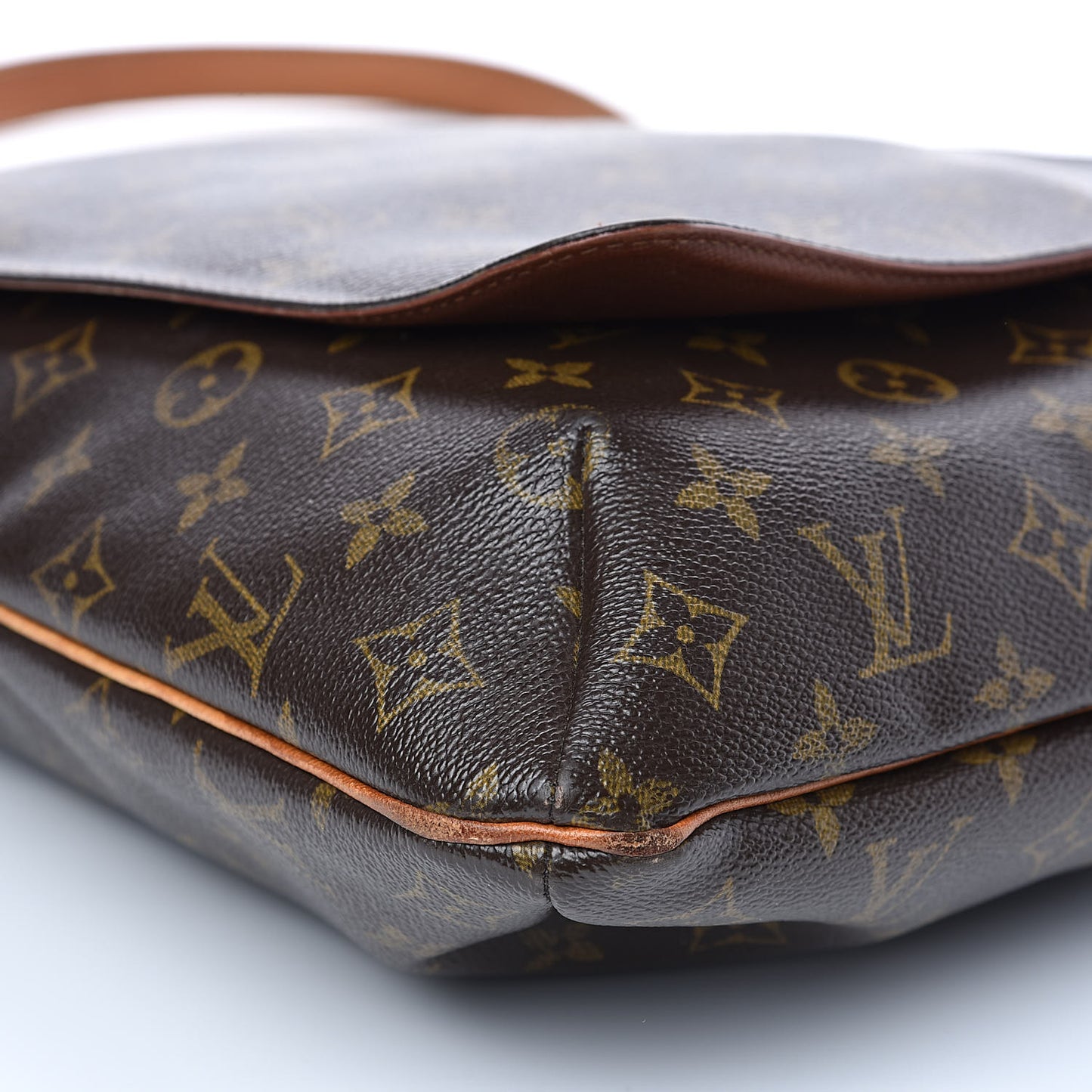 Monogram Musette GM