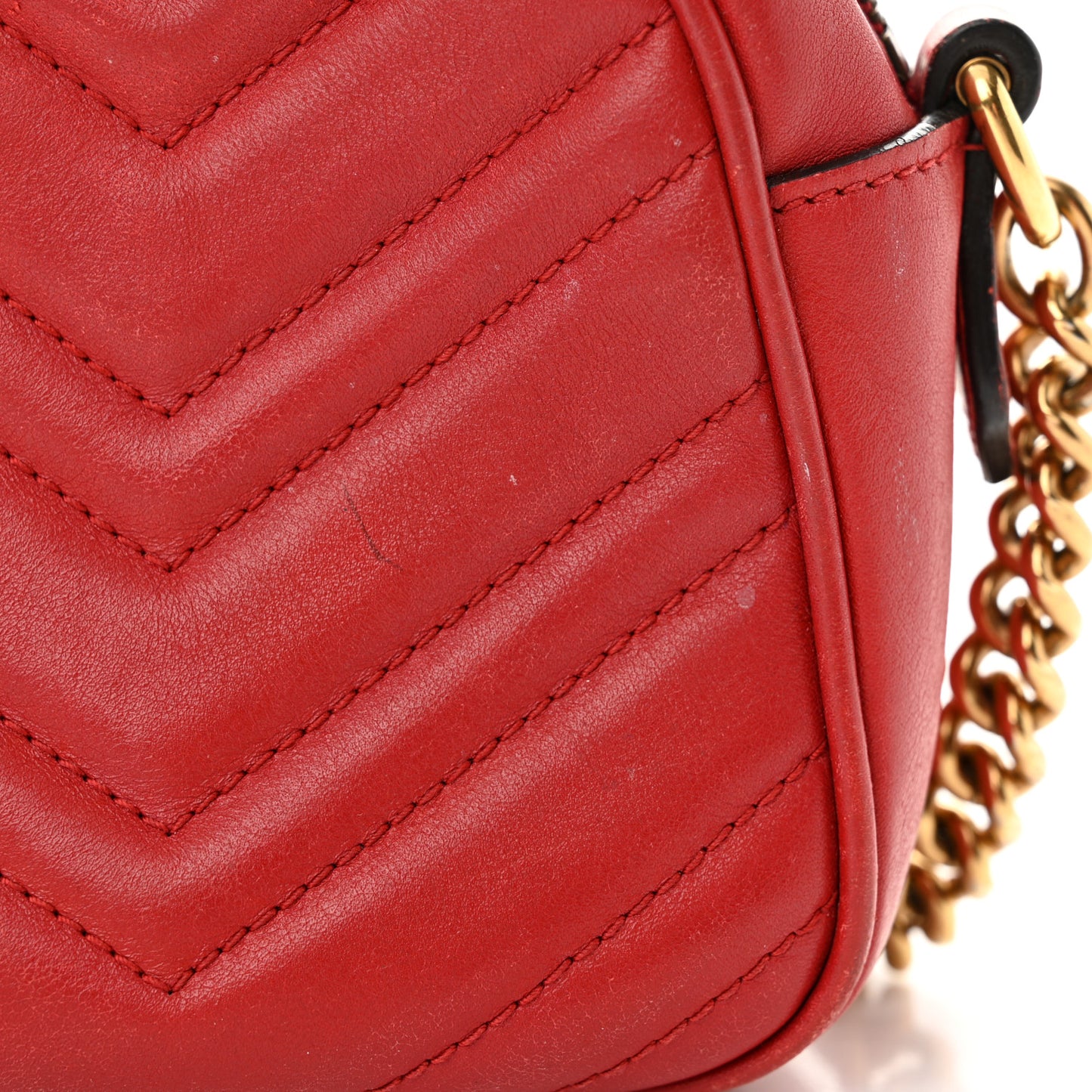 Calfskin Matelasse Small GG Marmont Chain Shoulder Bag Hibiscus Red